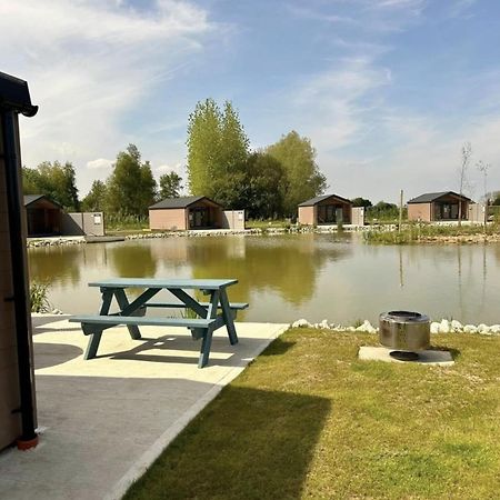 Lakeside Fishing Retreats Boston Room photo